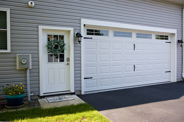 24/7 Emergency Garage Door Panel Replacement experts in Gallitzin, PA